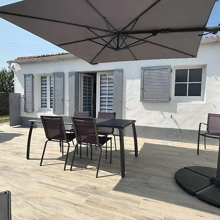 Villa No000-11r 2 Pieces - 4 Couchages En L'ile *